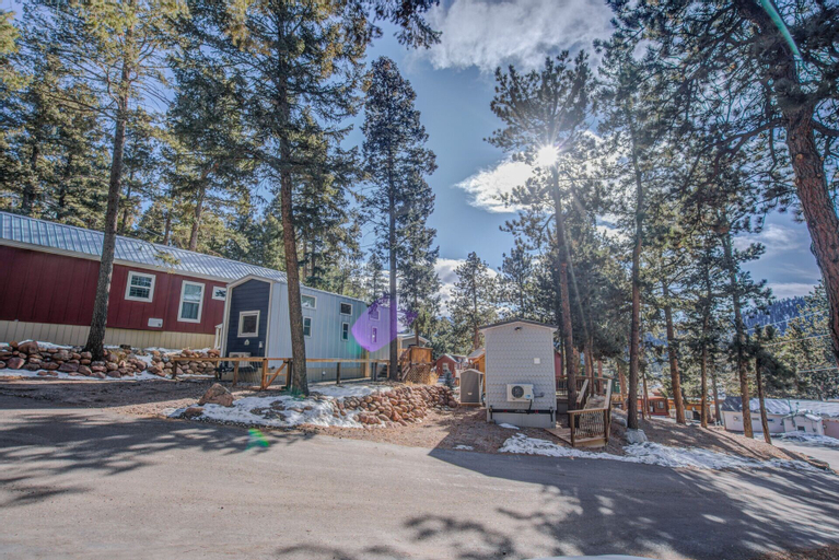 Exterior & Views 2, Tiny House!in the Mountains Near Pikes Peak W/ac, Teller