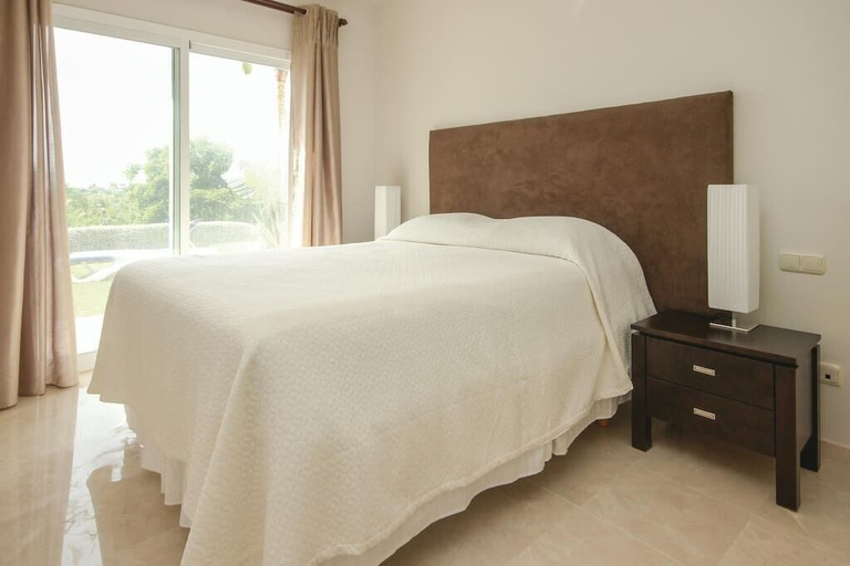 Bedroom, Ground Floor Apartment In Alcazba Lagoon, Málaga