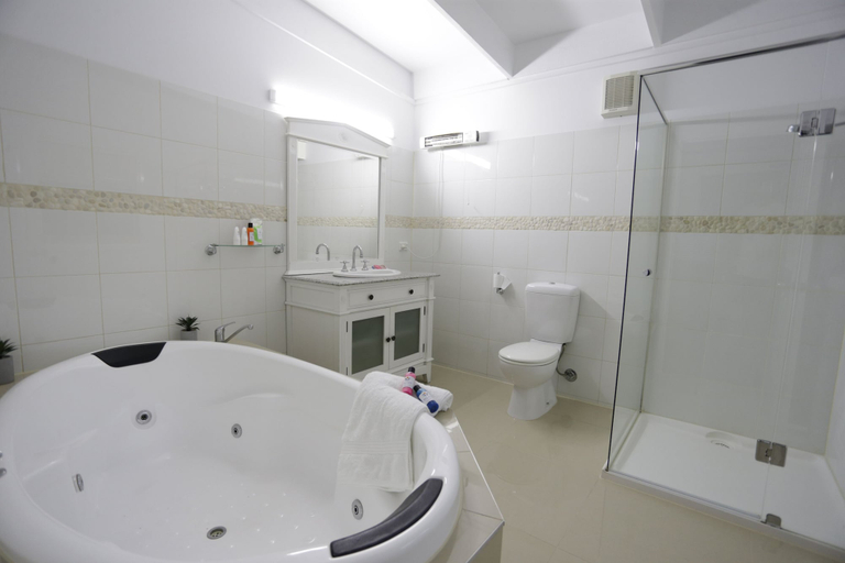 Bathroom 3, Bellarine Spa Wellness & Retreat, Greater Geelong - Pt B