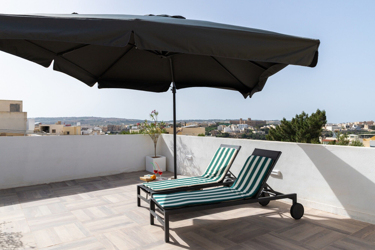 Others 5, MYN in Rabat
