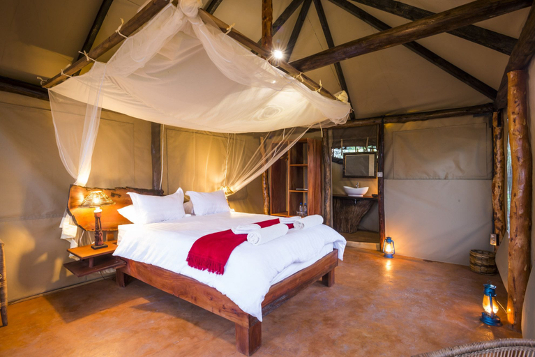 Bedroom 2, Mukambi Fig Tree Bush Camp – All Inclusive, Mumbwa