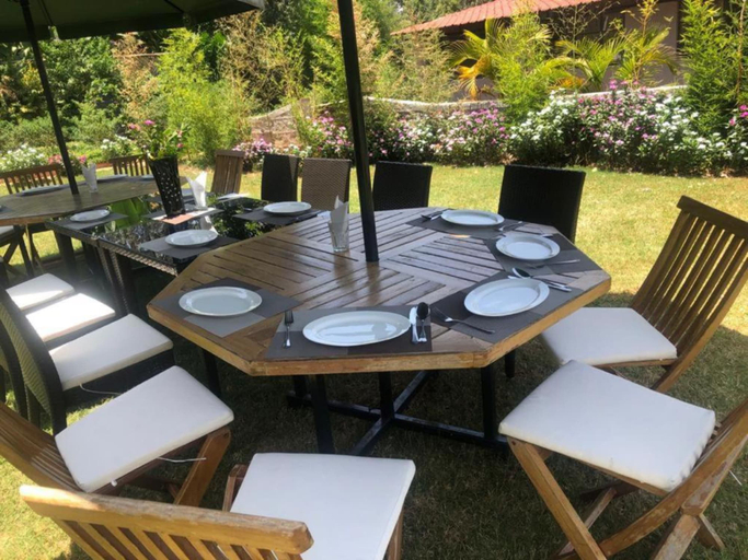 Food & Drinks 4, ViVa Gardens, Gatundu South
