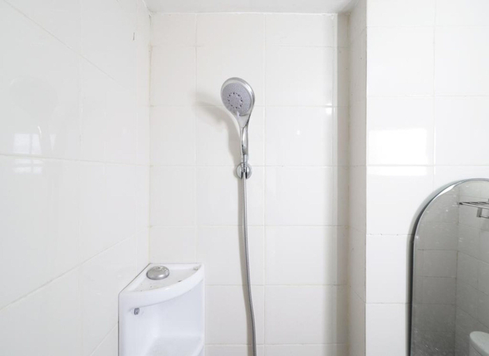Bathroom 4, Jo Rooms - Apartemen Betos, Bekasi