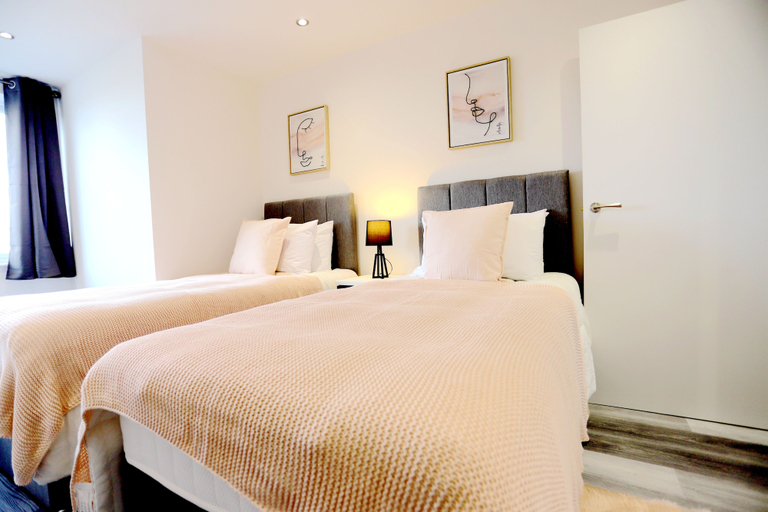 Bedroom 2, NEC Airport Interchange Apartments, Birmingham