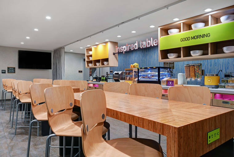 Food & Drinks 5, Home2 Suites by Hilton Tracy, San Joaquin