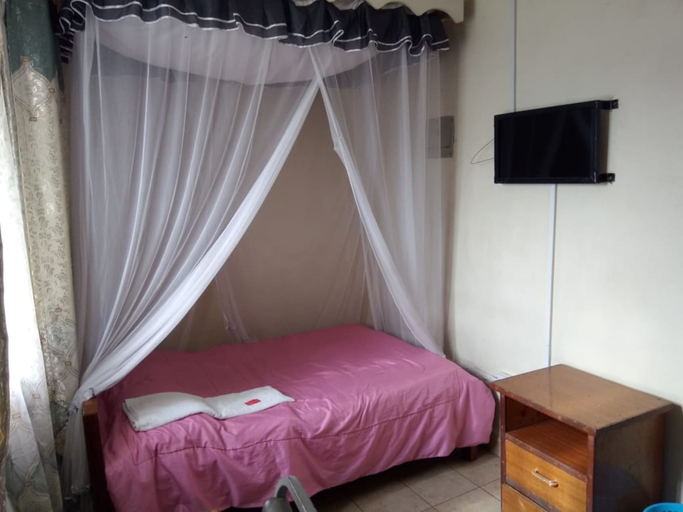 Bedroom 2, Maates Hotel, Makadara