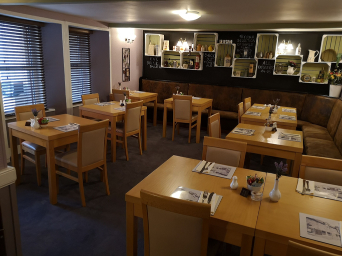 Food & Drinks 4, The Commercial Hotel, Aberdeenshire