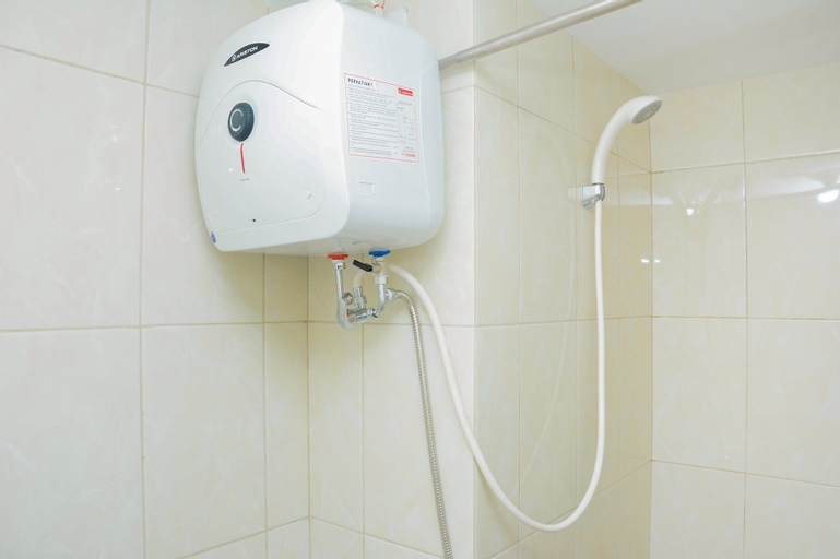 Bedroom 3, Cozy 2BR at Springlake Summarecon Bekasi Apartment By Travelio, Bekasi