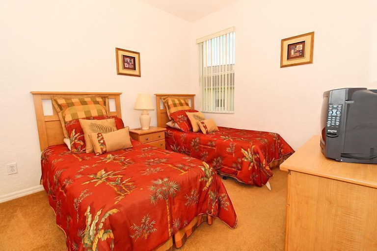 Bedroom 2, 134 Herst, Polk