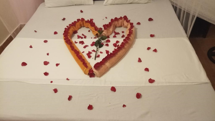 Food & Drinks, Diani Luxury Apartments, Msambweni