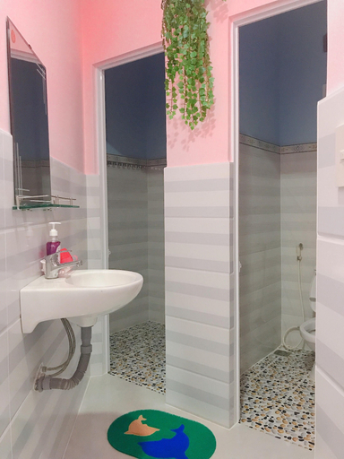 Bathroom 5, Seaside House Homestay - Hostel, Nha Trang