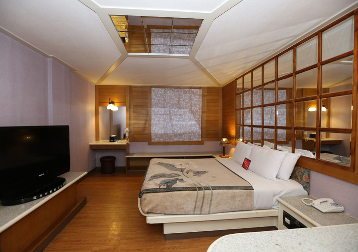 Bedroom 3, Midi Motel Tainan Branch, Tainan