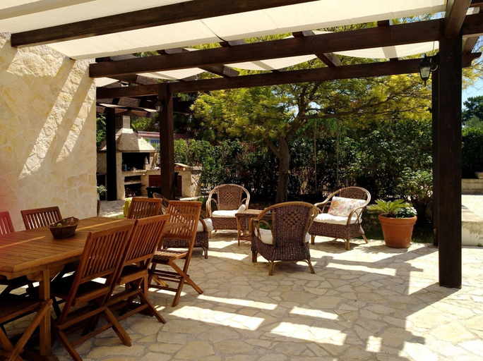 Outdoor dining 4, Residenza Lillium, Sassari