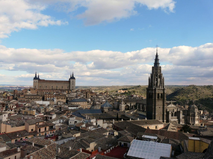 Others 5, Hotel Martin, Toledo