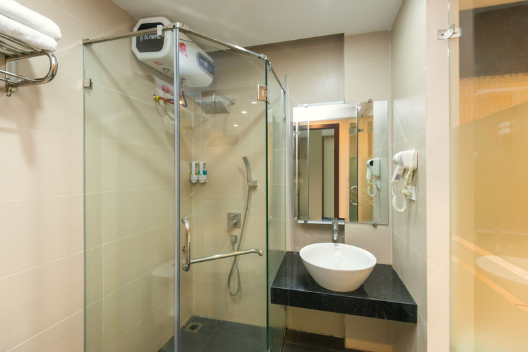 Bathroom 5, OYO 930 Thang Long Hotel, Thường Tín