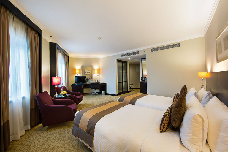 Bedroom 3, Ramada Plaza by Wyndham Dubai Deira, Dubai