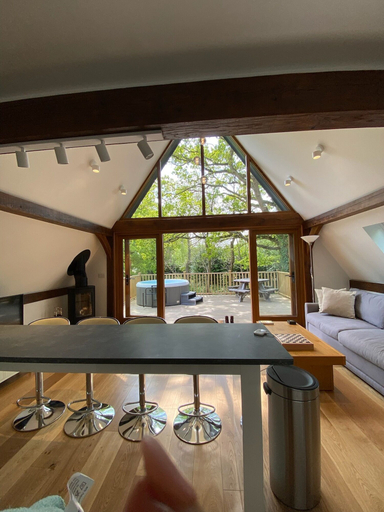 Bedroom 2, Oastbrook Estate Vineyard, East Sussex