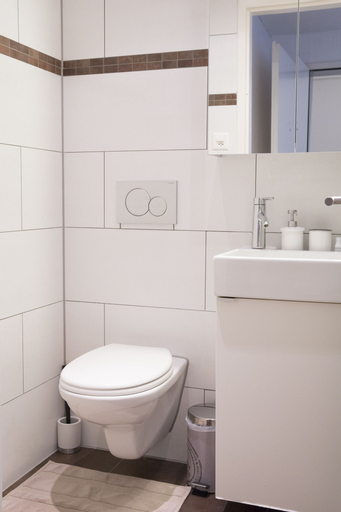Bedroom 3, Charming Studio 3´to Limmat River with POCKET WIFI, Zürich