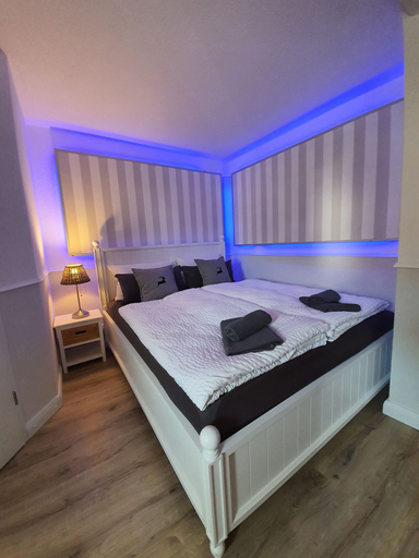 Bedroom 3, Reinhardshäusle, Waldeck-Frankenberg