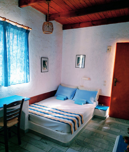 Bedroom 3, Oleander's Garden, Crete