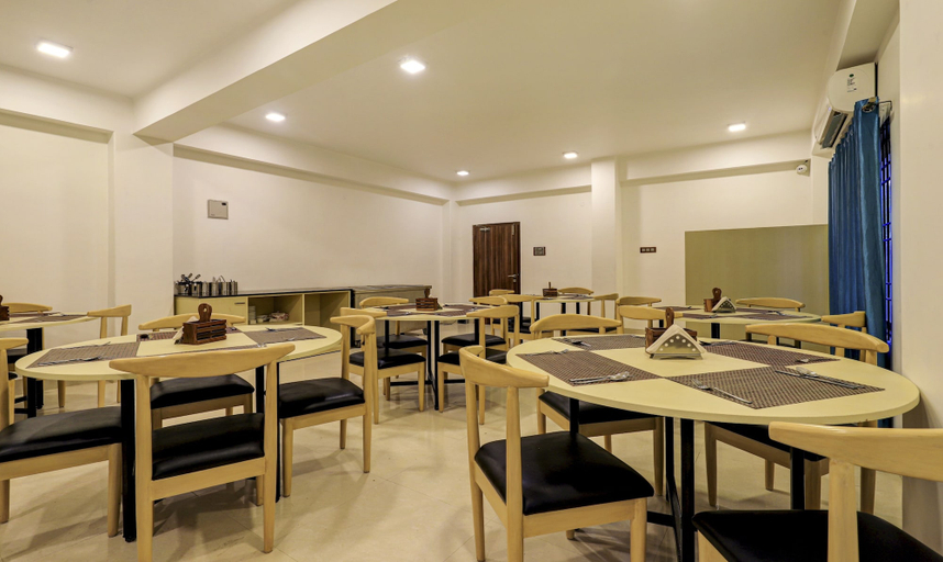 Food & Drinks 5, Treebo Arna Residency, Kamrup Metropolitan