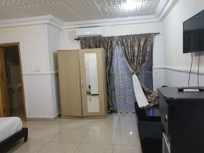 Bedroom 2, Medrie International Hotel, Western Urban