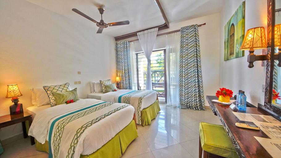 Bedroom 3, Papillon Lagoon Reef, Msambweni