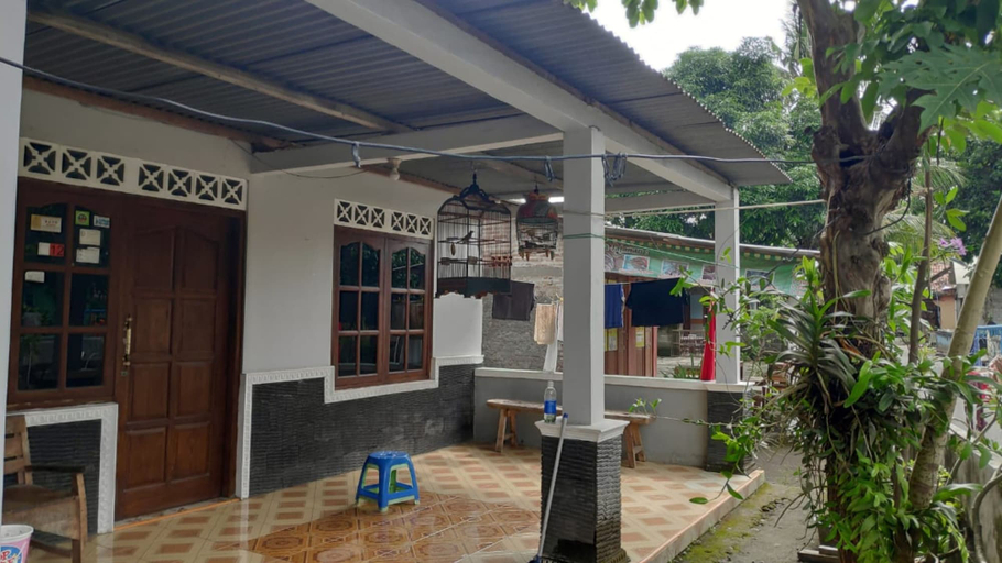 Exterior & Views, Dibyo Homestay, Bantul