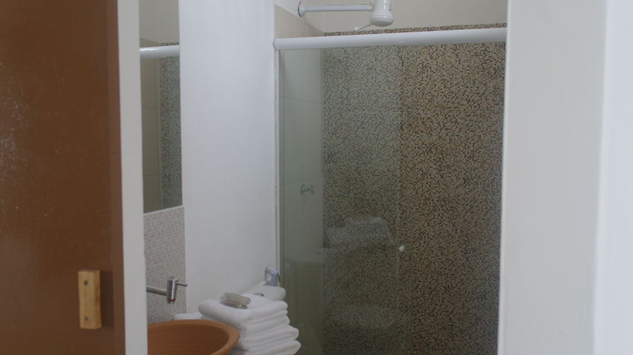 Bathroom 3, Pousada SeaWind, Cruz