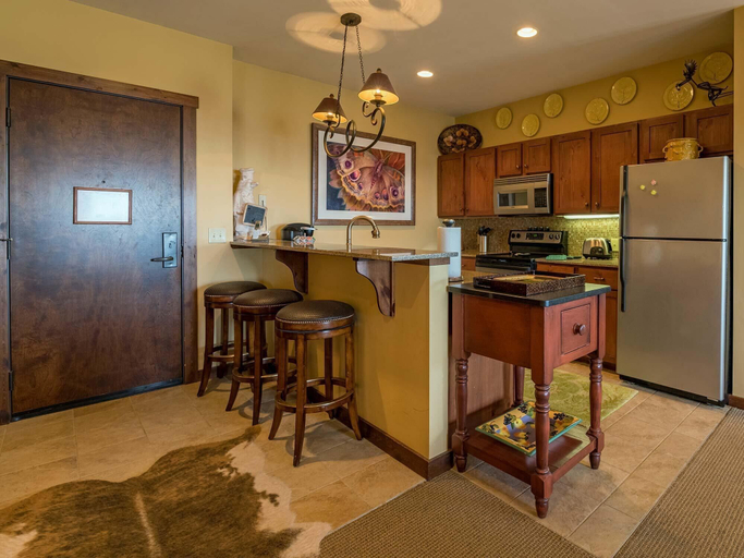 Others 5, 3 Br: Soaring Eagle 301, Pocahontas