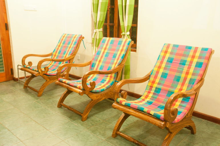 Others 5, Raintree, Dambulla