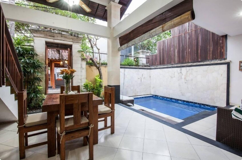 Sport & Beauty 5, SMV . 4-BR · 4BR Pool Prime Area Walk To Beach N Shops Legian, Badung