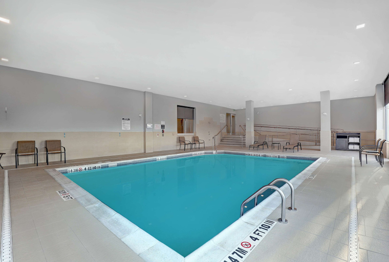 Sport & Beauty 5, Hampton Inn & Suites by Hilton Belleville, Hastings
