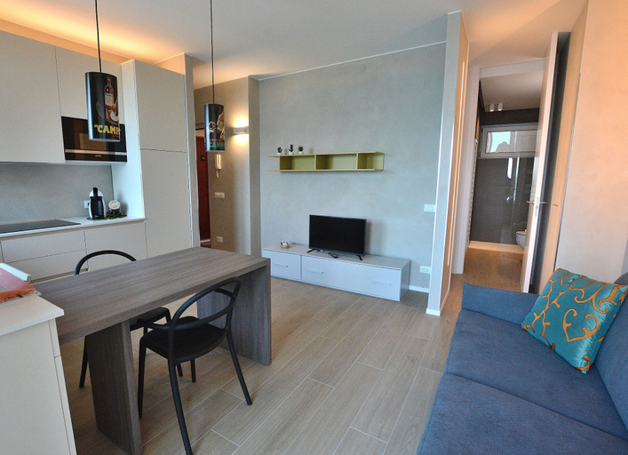 Others 5, Leonardo Walsh Apartment With Lake View, Verona