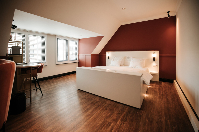Bedroom 3, Restaurant, Hotel & Spa Savarin, Rijswijk
