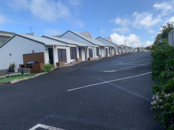 Others 5, Coastal Motel, Colac-Otway - South