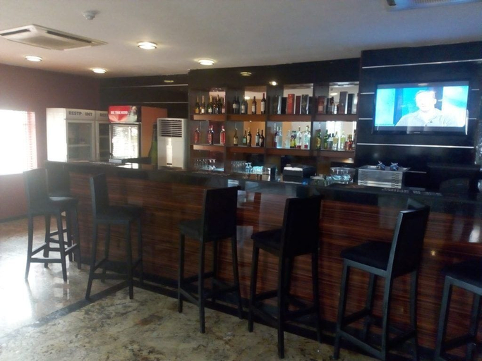 Food & Drinks 4, Southern Star Hotel, Obio/Akp