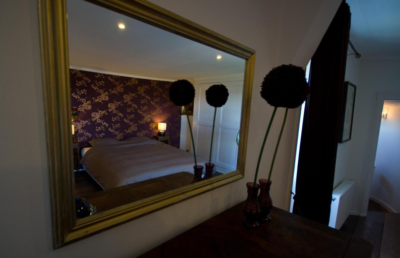 Bedroom 3, Chateau de Savennes, Puy-de-Dôme