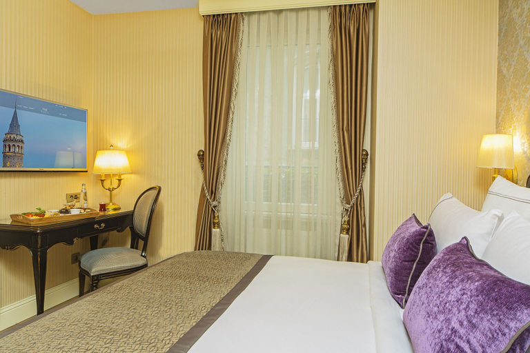 Bedroom 4, Meroddi Bagdatliyan Hotel, Beyoğlu