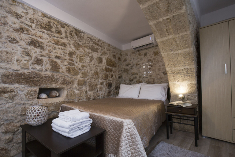 Bedroom 2, Mylos, Crete