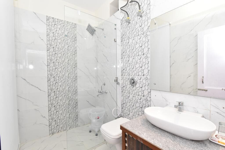 Bathroom 4, Hotel Rock Villa Dalhousie, Chamba
