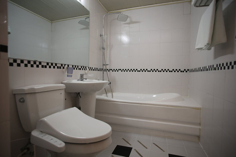 Bathroom, Hotel Sora, Cheongwon