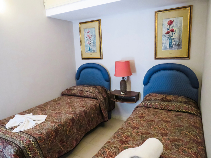 Bedroom 4, Villa Athèna, Messina
