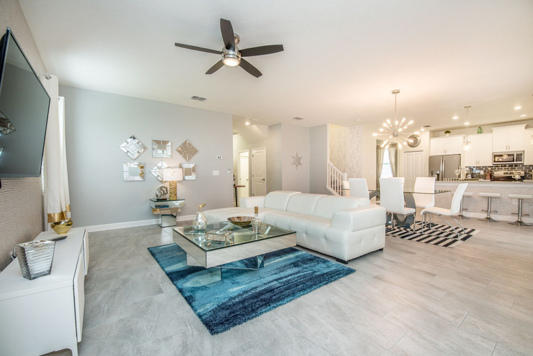 Others 4, 6 Bed 5 Ba Villa with Games, Pool & Spa, Osceola