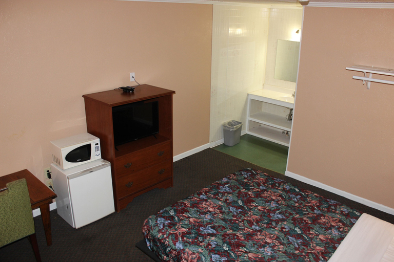 Bedroom 2, Bar-Mel Inn, McCormick