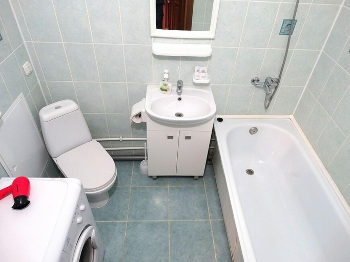 Bathroom 3, Inndays on Prospekt Lenina 157d, Tula