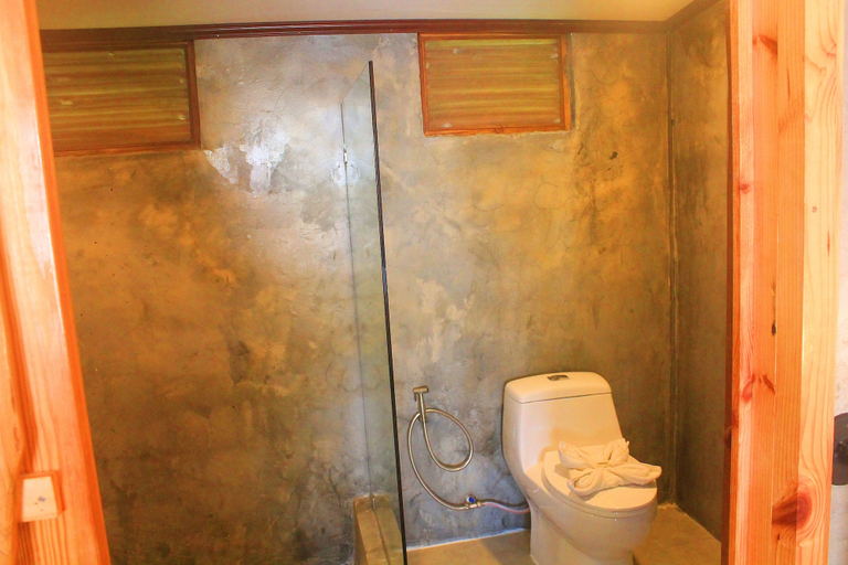 Bathroom 3, Naga Tara Resort, Muang Phayao
