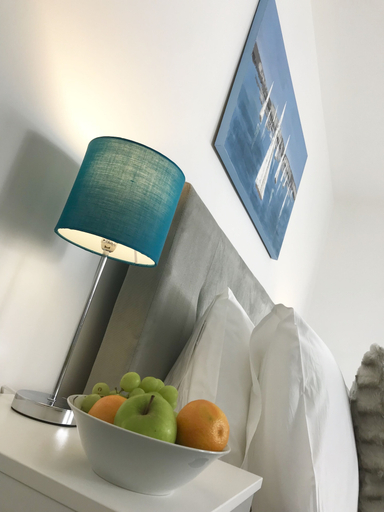 Food & Drinks 3, Lux Blu - Truro Apartment, Cornwall