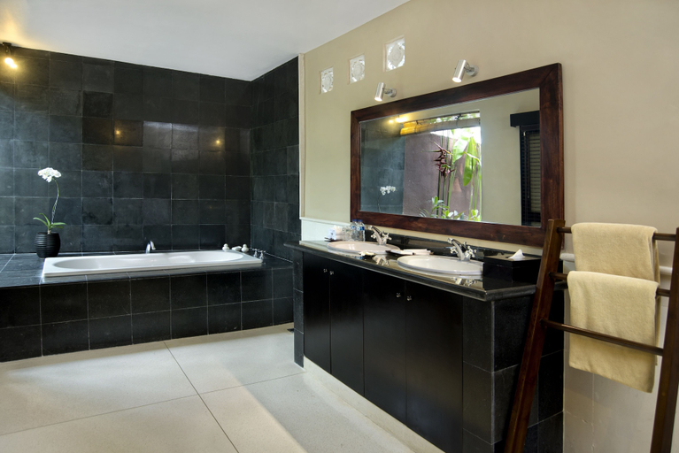 Bathroom 5, The Dusun Villa Seminyak, Badung