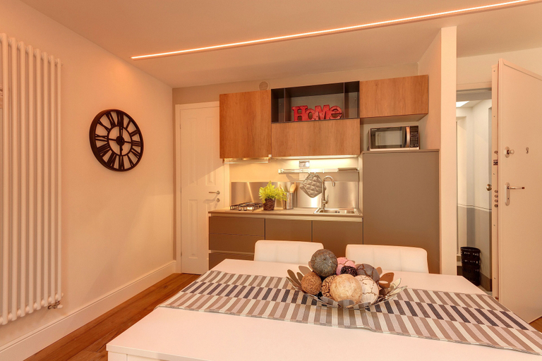 Private kitchen 4, Mamo Florence - St. Elizabeth Tower Apartment, Florence